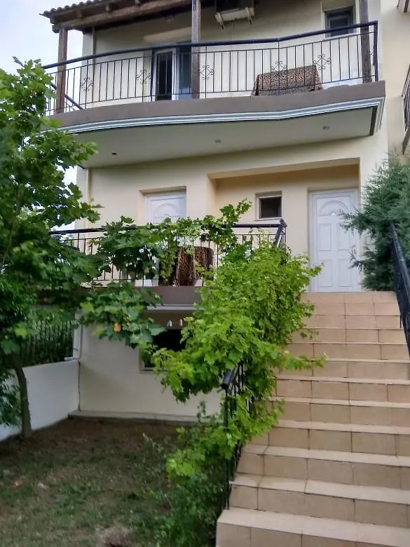 Villa Leopard Ставрос 0*,